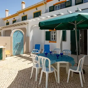 wonderful-algarvinian-home-by-lovelystay.hotelaalgarve.com/